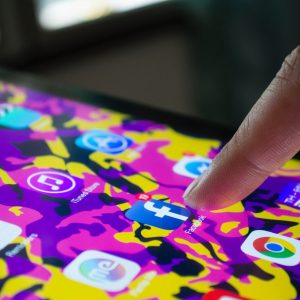 background-blur-chat-433617